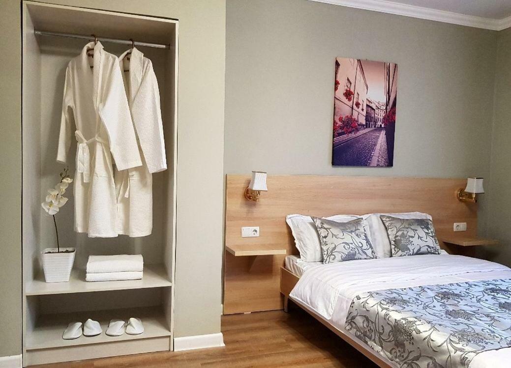 Sky Hotel Bishkek Luaran gambar