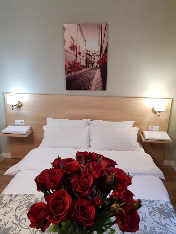 Sky Hotel Bishkek Luaran gambar